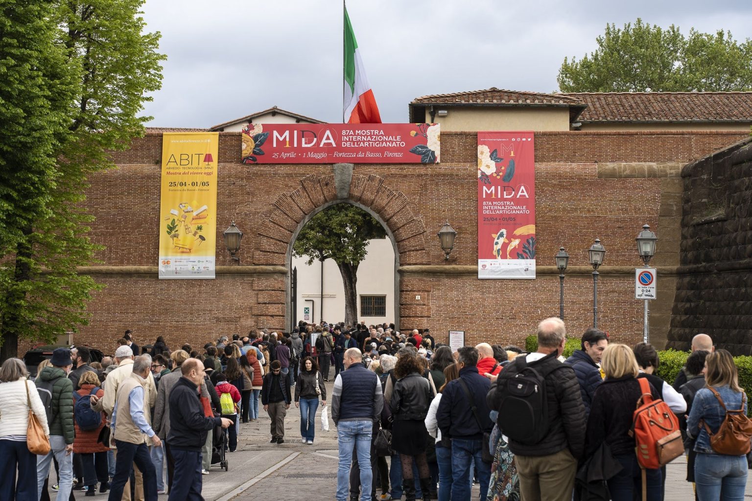 Mida Affluenza Record Alla Fortezza Da Basso Sfiorati I